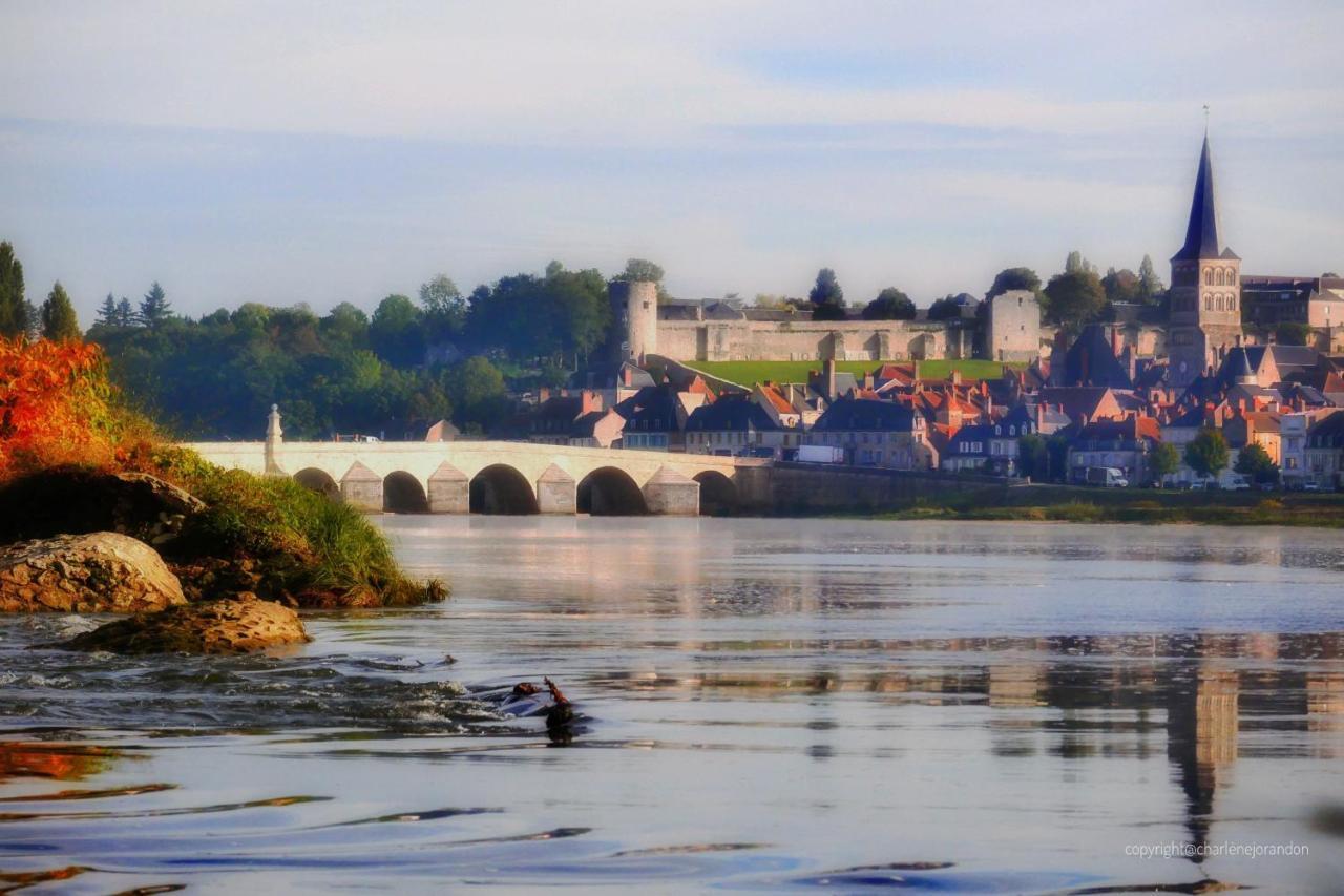 Larbrenville Gites Citadins En Centre-Ville Historique La Charité-sur-Loire Eksteriør bilde